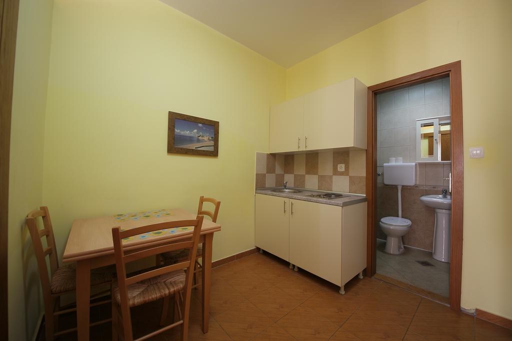 Apartments Tamara Будва Екстер'єр фото